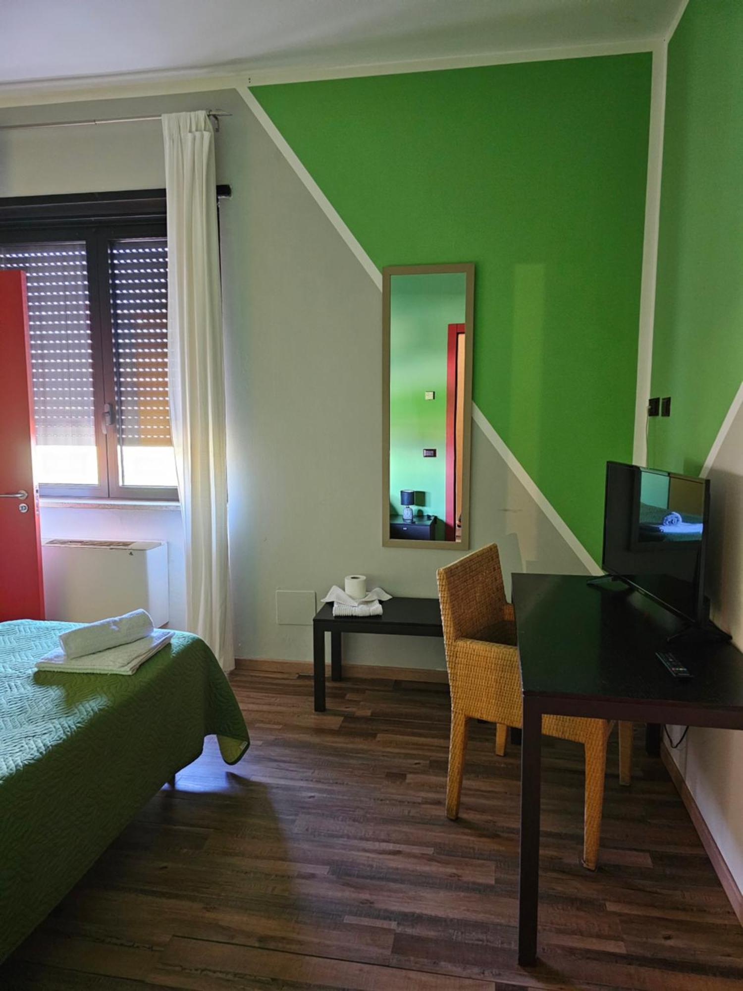 None Hotel Arcadia מראה חיצוני תמונה